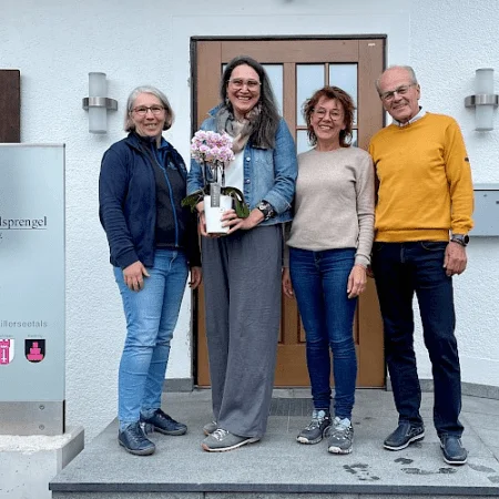 Herzliche Gratulation zum Abschluss als Pflegefachassistentin